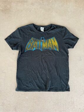 Women’s DC Comics Batman Logo Graphic T-Shirt Size Small